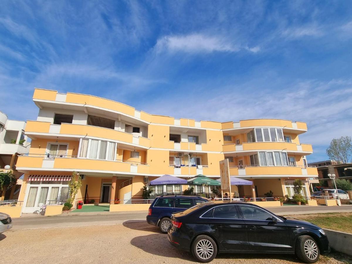 Grandino Rooms & Apartments Ulcinj Exterior foto