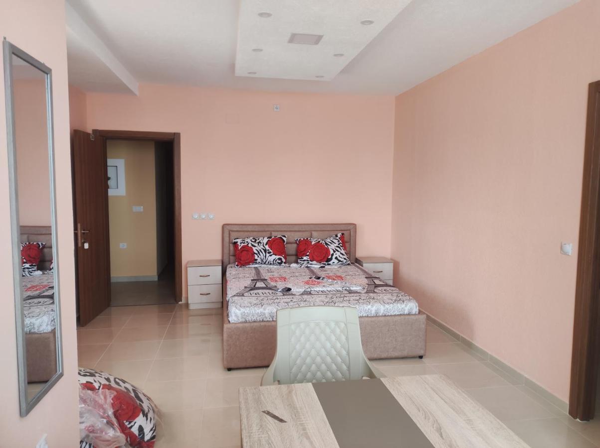 Grandino Rooms & Apartments Ulcinj Exterior foto
